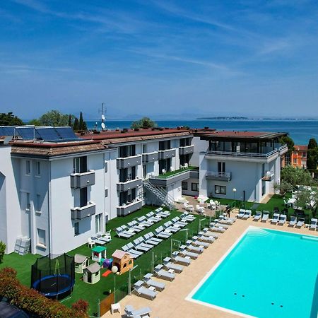 Hotel Oliveto Desenzano del Garda Exterior foto